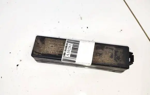 Nissan Tiida C11 Fuse box cover 