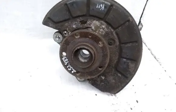 Seat Alhambra (Mk2) Front wheel hub spindle knuckle