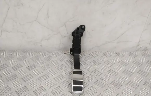 Ford Mach-E I Accelerator throttle pedal LJ9C9F836CA