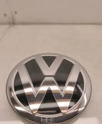 Volkswagen Tiguan Manufacturer badge logo/emblem 5NA853601