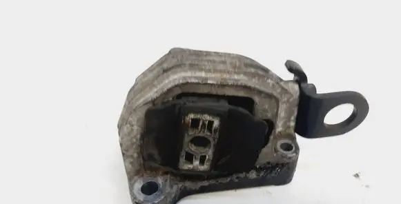 Volvo V70 Engine mount bracket 326D20