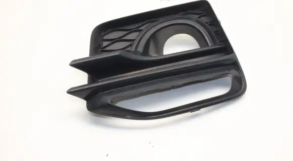 Infiniti Q50 Front fog light trim/grill 622564GA1A