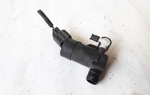 Ford Mondeo MK IV Windscreen/windshield washer pump 7S7117K624FE