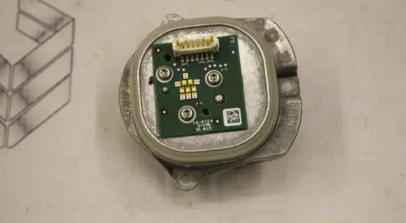 Mercedes-Benz GLE (W166 - C292) LED ballast control module 1305715307