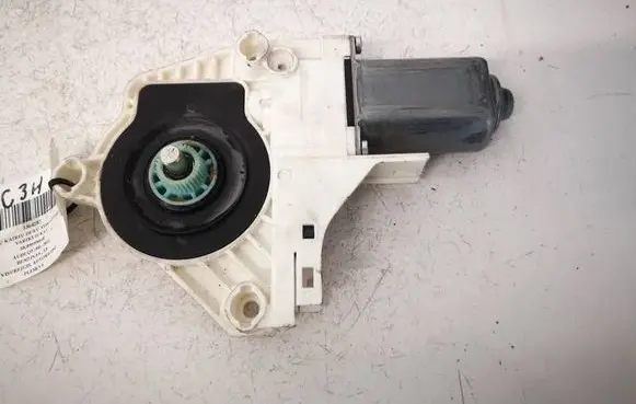 Audi A7 S7 4G Front door window regulator motor 8K0959801B