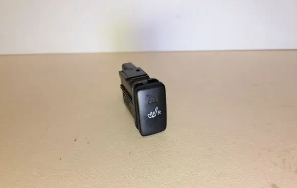 Toyota Hilux (AN10, AN20, AN30) Seat heating switch 8490J63D 156936