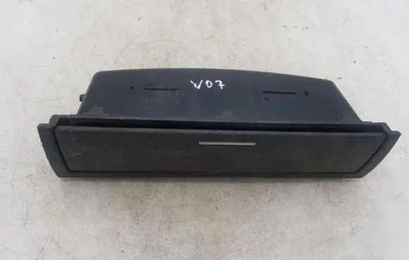 BMW 3 E46 Glove box 51168196115 121451 6196115