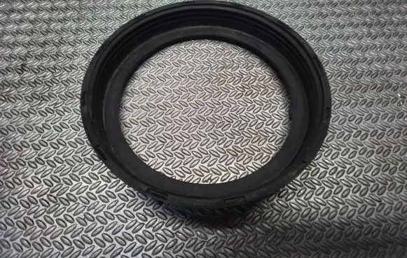 Citroen Berlingo In tank fuel pump screw locking ring/nut 9633283880