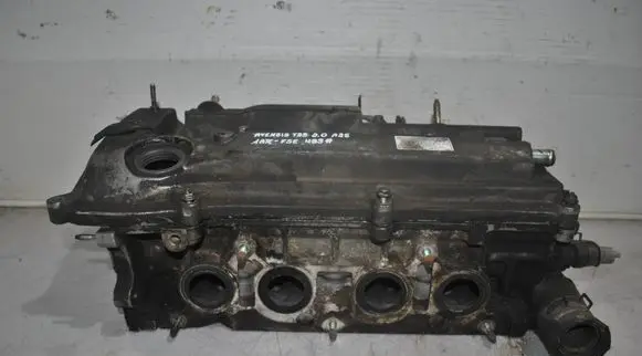 Toyota Avensis T250 Engine head 1AZFSE