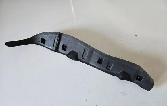 BMW M8 F93 Gran Coupe Fender end trim 7435734
