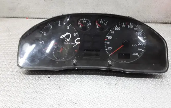 Audi A4 S4 B5 8D Speedometer (instrument cluster) 8D0919034B