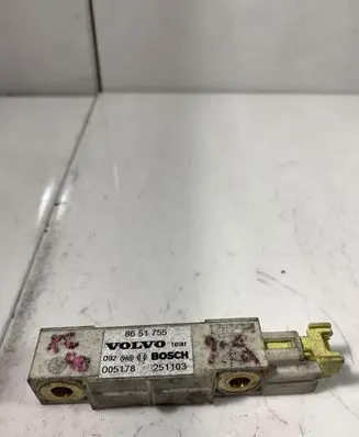 Volvo XC90 Airbag deployment crash/impact sensor 8651755