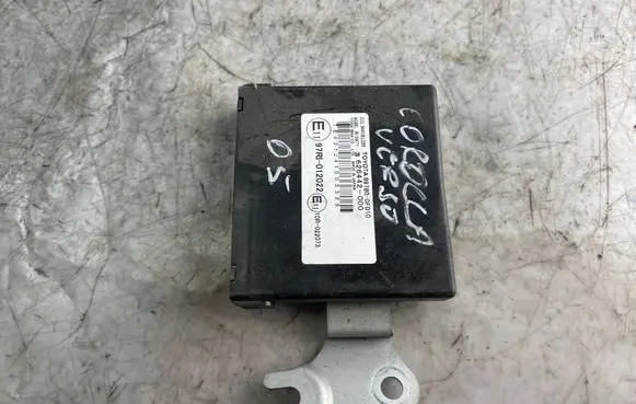 Toyota Corolla Verso AR10 Immobilizer control unit/module 897800f010 626442000