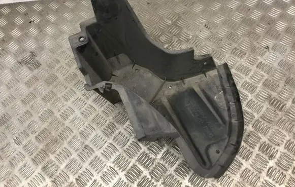Lexus CT 200H Other under body part 5822776010