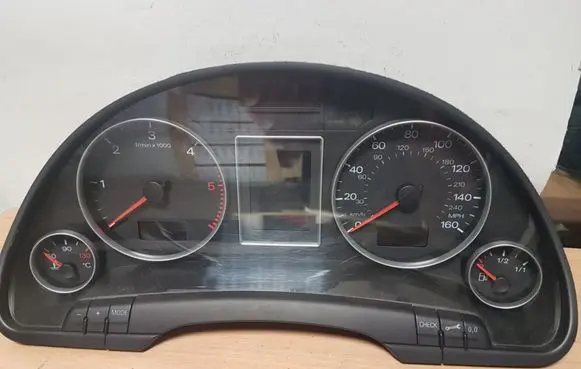 Audi A4 S4 B7 8E 8H Speedometer (instrument cluster) 8E0920950S