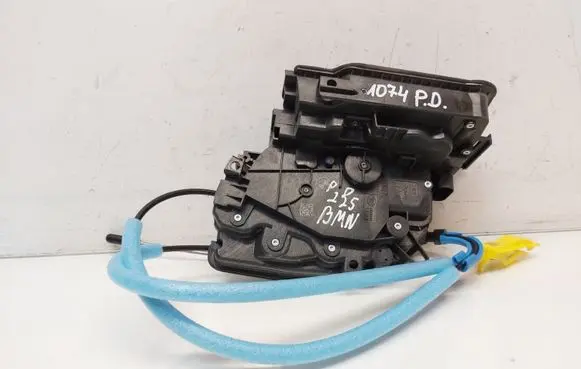 BMW 2 F45 Front door lock 728193410