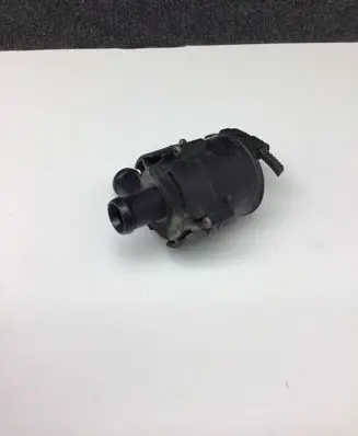 Audi A3 S3 8V Electric auxiliary coolant/water pump 5C0965567