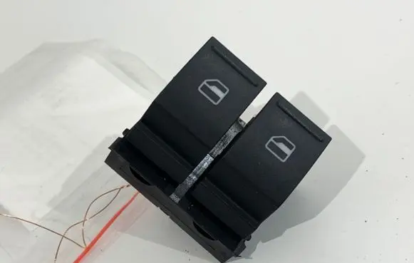 Seat Ibiza IV (6J,6P) Electric window control switch 1K3959857C