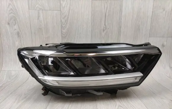 Volkswagen T-Roc Headlight/headlamp 2GA941006F 9000MVT07082