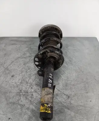 BMW 1 F40 Front shock absorber/damper 689261702 6860788 6899672