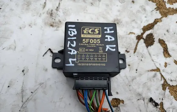 Seat Ibiza IV (6J,6P) Tow bar trailer control unit/module 