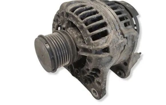 Volkswagen Transporter - Caravelle T5 Generator/alternator 038903023L 0124325001