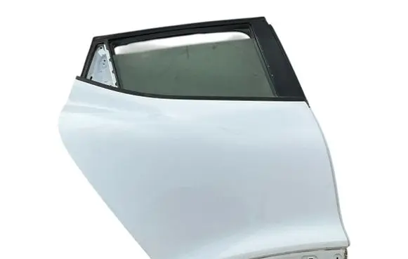 Renault Clio IV Rear door 