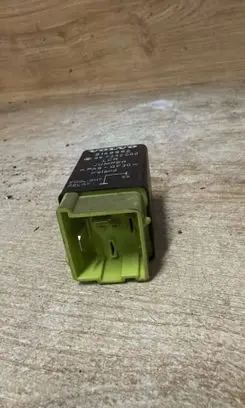 Volvo S70 V70 V70 XC Other relay 9148992
