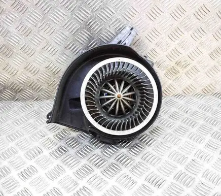 Volkswagen Fox Heater fan/blower 6Q1819015G