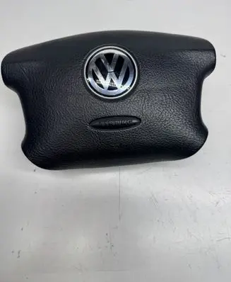 Volkswagen Golf IV Steering wheel airbag 3B880201
