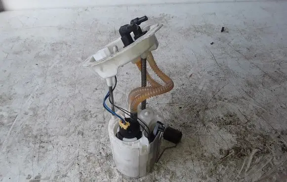 BMW 3 F30 F35 F31 Fuel injection high pressure pump 724397213