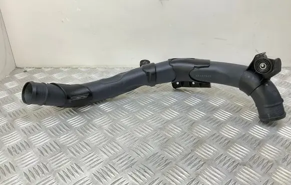 Skoda Superb B6 (3T) Intercooler hose/pipe 1K0145840AA