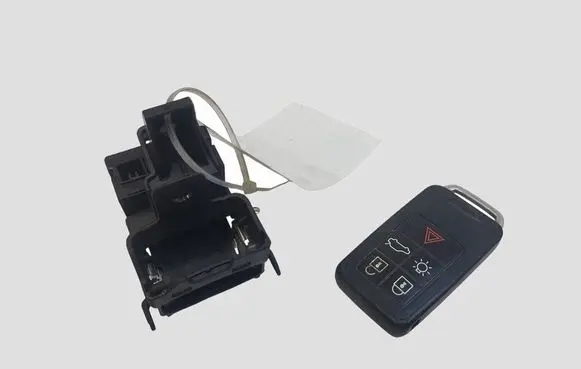 Volvo V40 Ignition lock AH4N15607AE 28227917