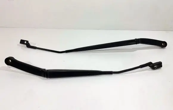 Fiat Tipo Front wiper blade arm