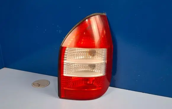 Opel Zafira A Rear/tail lights 62281