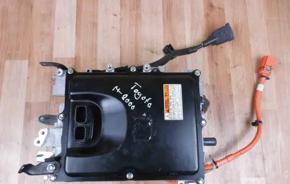 Toyota Corolla Cross Voltage converter inverter G920047300