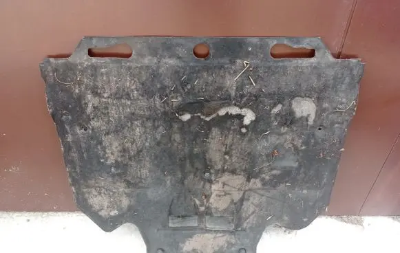 Audi A6 C7 Engine splash shield/under tray 4G0863822C