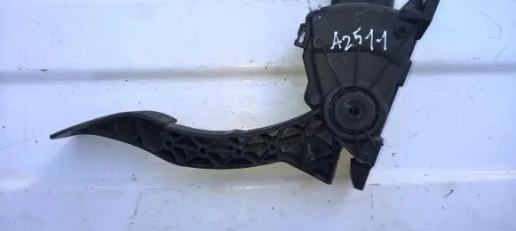 Ford Fusion Accelerator throttle pedal 6pv00856701 6pv008567-01