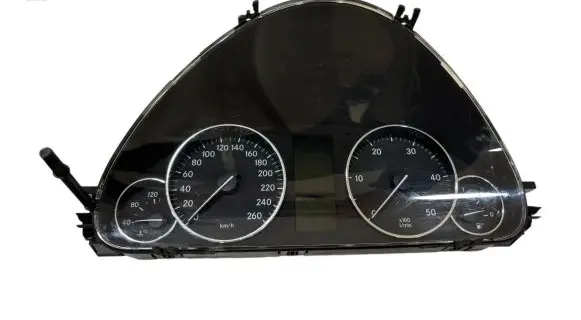 Mercedes-Benz C W203 Speedometer (instrument cluster) A2035407547