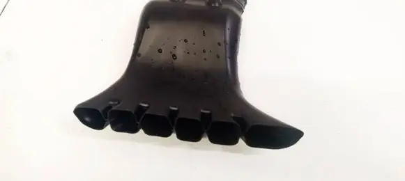 Volvo V50 Air intake hose/pipe 4M5118D236CB 4M51-18D236-CB