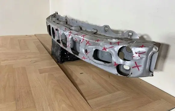 Toyota Yaris Front axle beam 