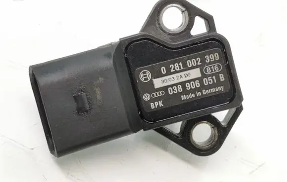 Audi A4 S4 B6 8E 8H Air pressure sensor 0281002399 038906051B