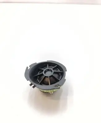 Audi A3 S3 A3 Sportback 8P Front door speaker 8P0035399C