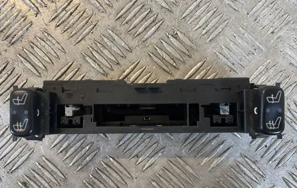 Mercedes-Benz SLK R170 Seat heating switch 2108200151