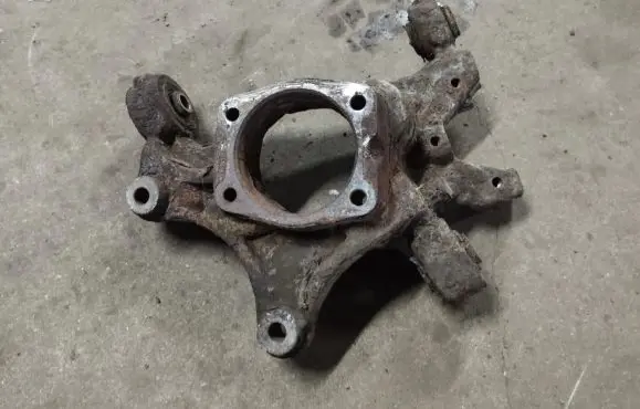Dodge Journey Rear wheel hub spindle/knuckle 