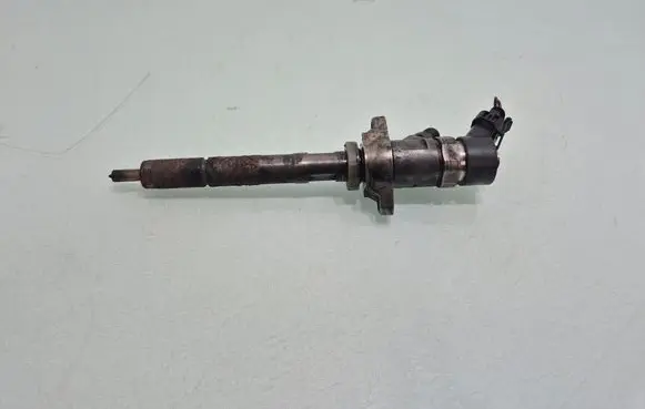 Mini One - Cooper Coupe R56 Fuel injector 328480 0445110259