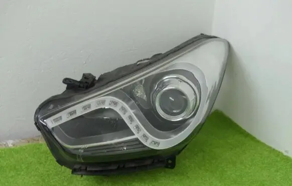Hyundai i40 Headlight/headlamp 921013Z300