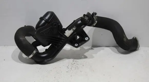 Audi A4 S4 B8 8K Intercooler hose/pipe 8K0145673AJ