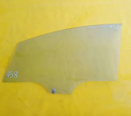 Mazda 5 Front door window glass four-door