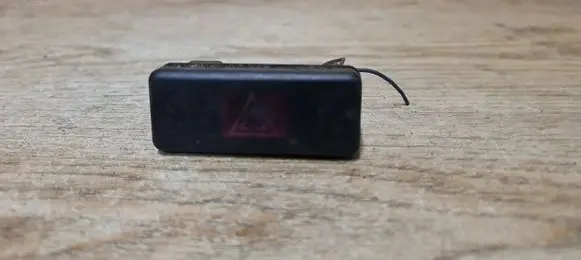 BMW 5 E39 Hazard light switch 8350947